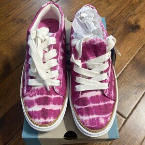 Toms Women's Shoes - Alex Fuchsia Rose Batik Canvas Sneakers With Box - Size 6.5